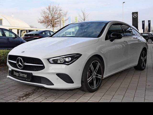 Mercedes-Benz CLA 180 Shooting Brake Progressive PANO+AHK+18"