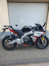 Aprilia RS 4 125 Sondermodell Marco Melandri Nr. 33 - Offers matching your search criteria