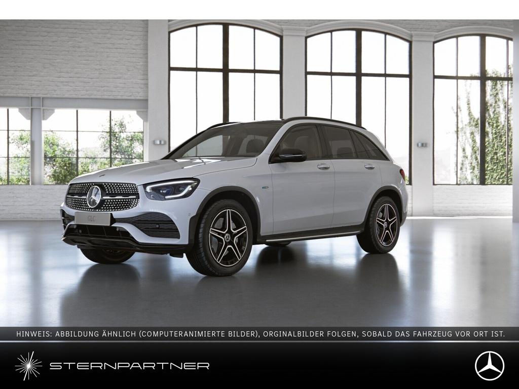 MercedesBenz GLC 300 e 4M AMGNIGHTPANOAHKAMBIENTEKAMERA 2020