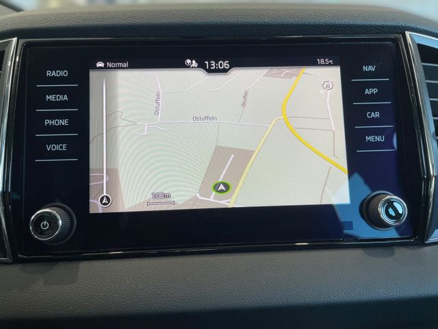 Karoq Style 2.0 TDI Navi,Klima,Kamera,ACC,SHZ,PD