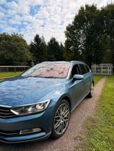 Volkswagen Passat 2.0 TDI  1 Vorbesitzer - VW Passat Gebrauchtwagen in Freiburg