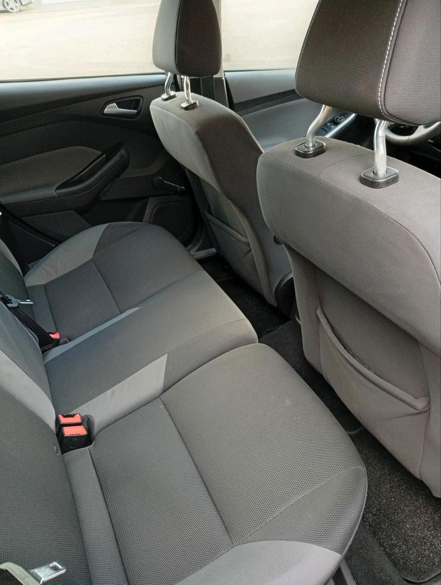 Ford Focus 2013 — photo 6