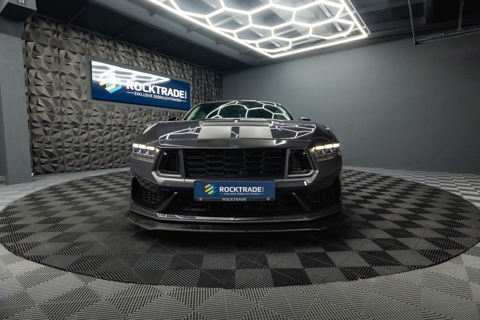 Fahrzeugabbildung Ford Mustang GT Coupe DARK HORSE PREMIUM MY2024 19%