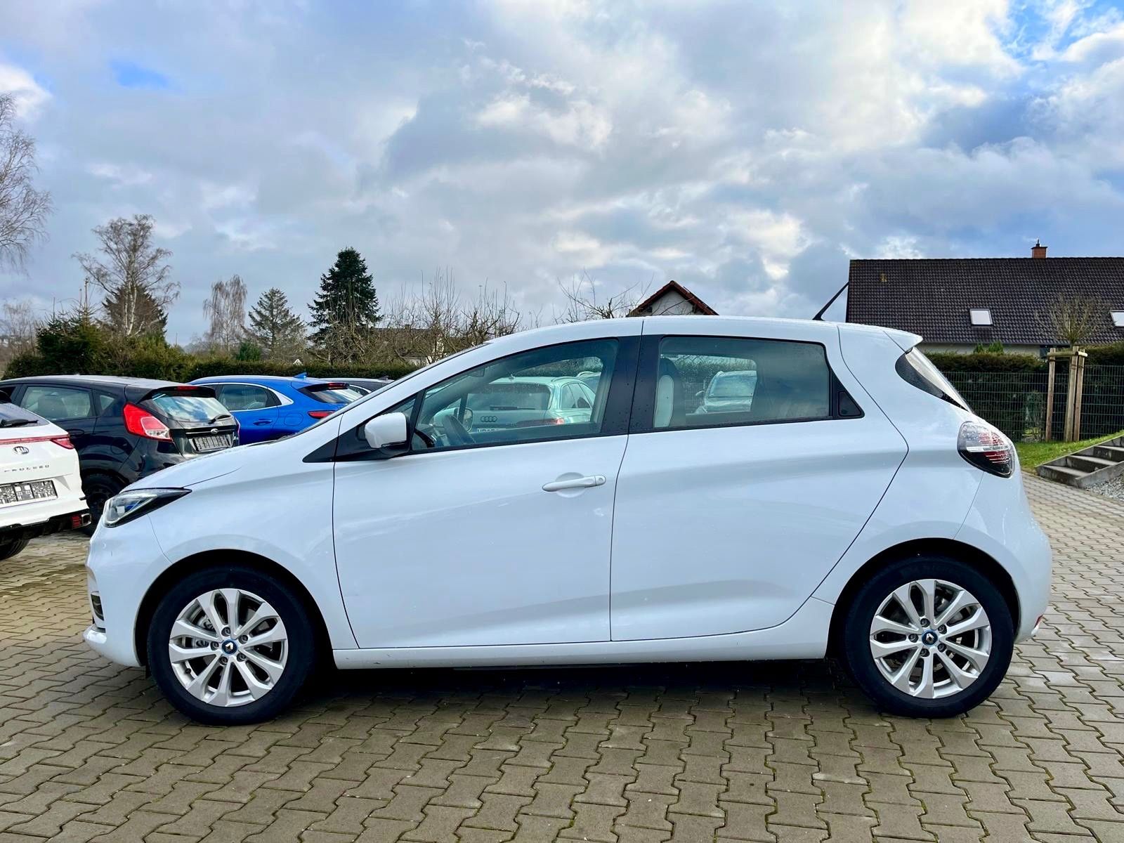 Fahrzeugabbildung Renault ZOE°Experience°52 kWh°Winterpaket°Kamera°LED°