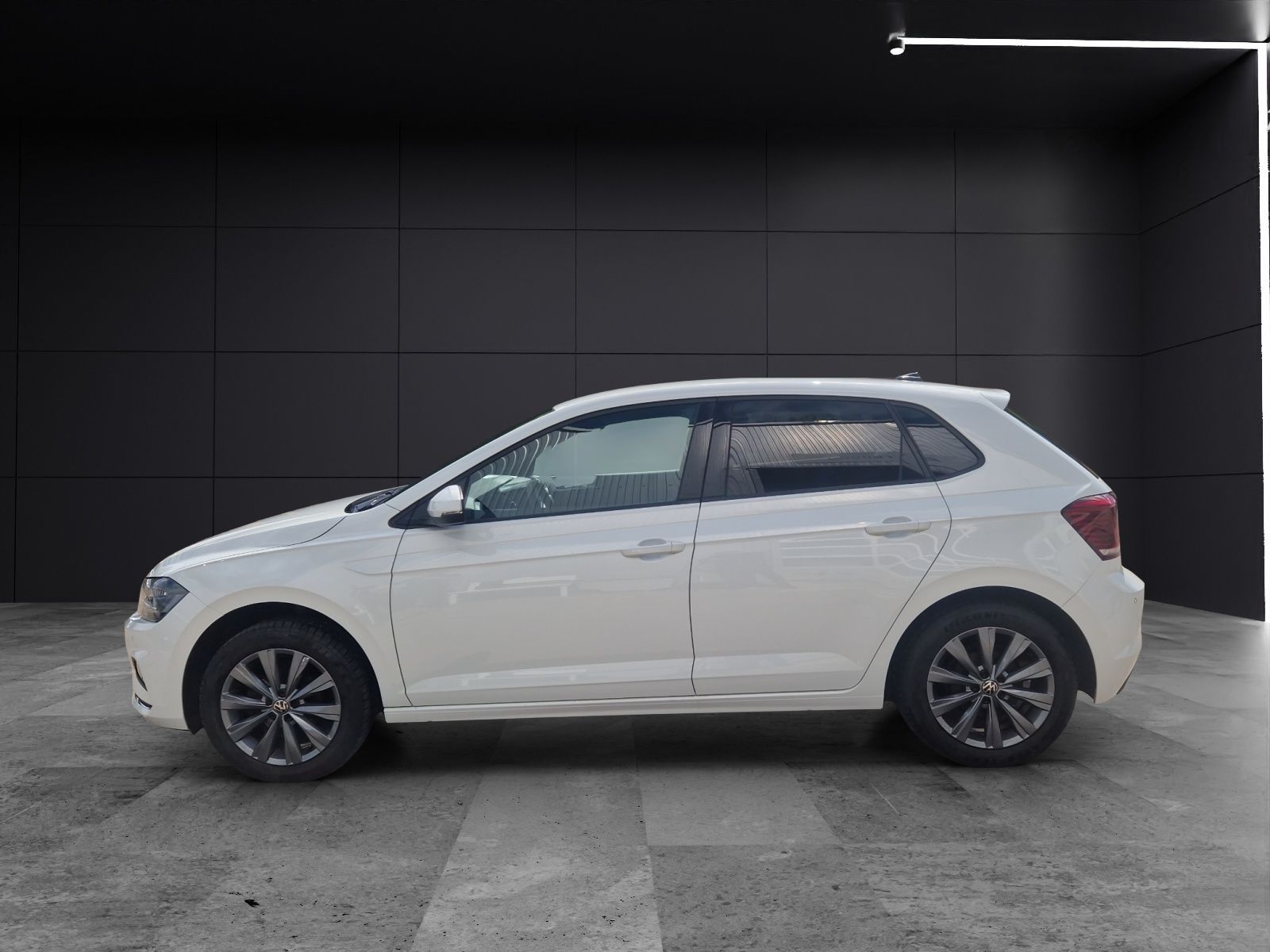 Fahrzeugabbildung Volkswagen Polo TSI Highline DSG LED ACC SHZ DAB+ Navi WeCo