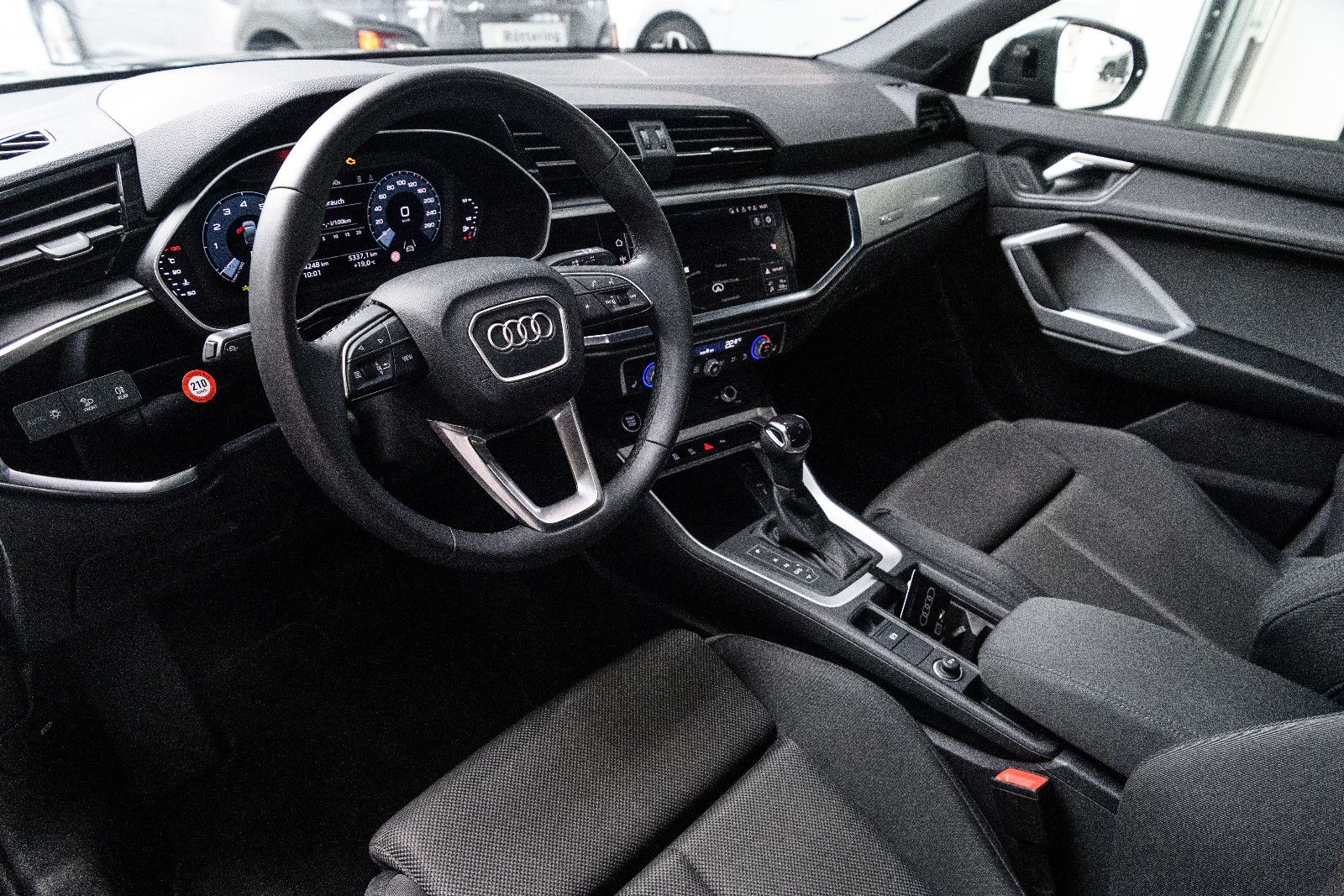 Fahrzeugabbildung Audi Q3 Sportback 35 TFSI S line *LED *Daytona