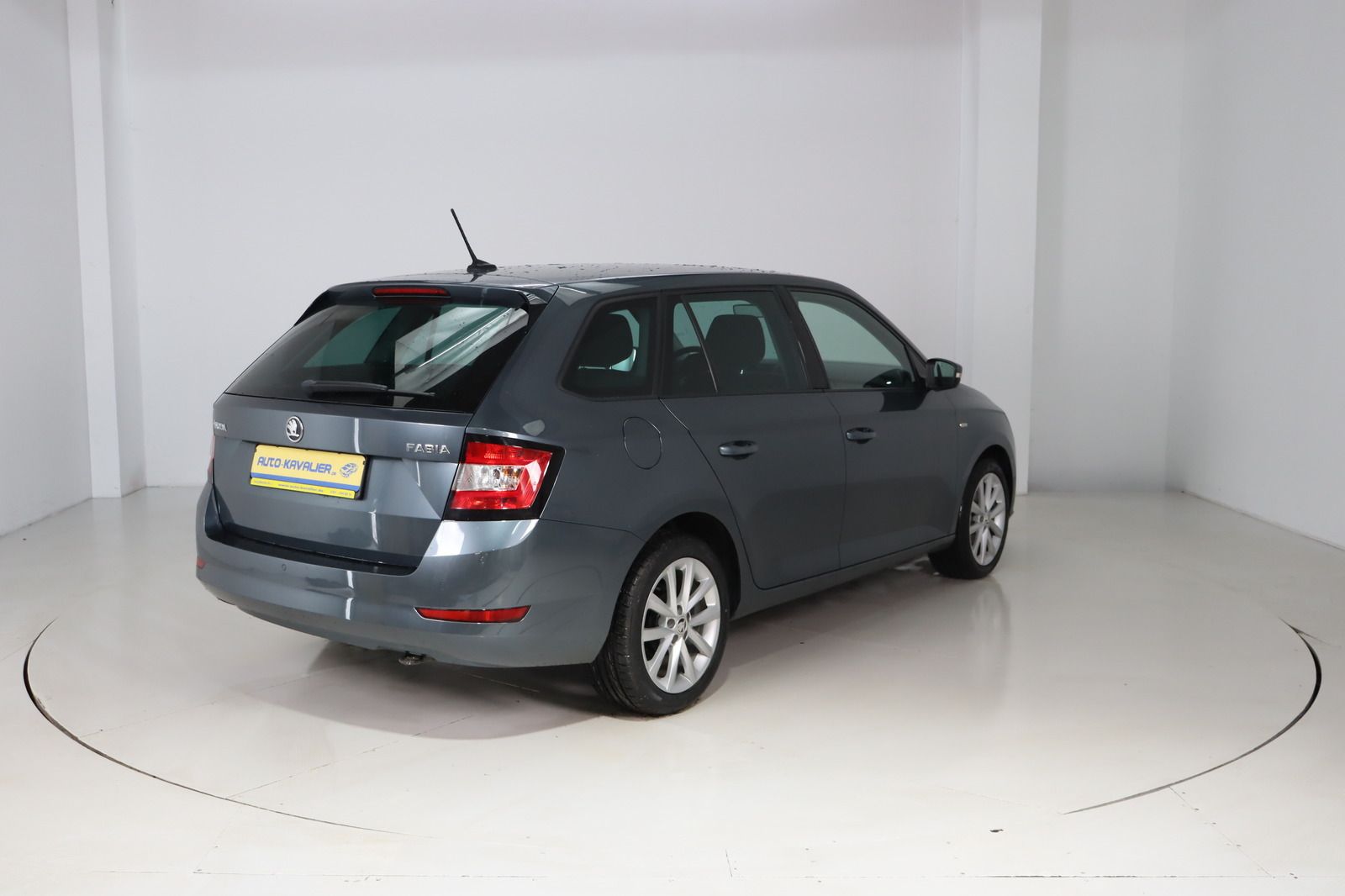 Fahrzeugabbildung SKODA Fabia 1.0 TSI * Navi * 1.Hand Soleil