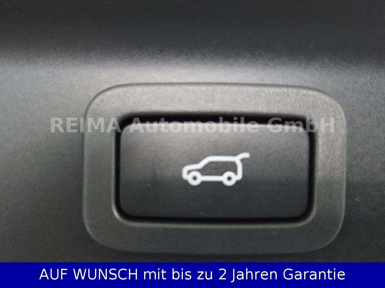 Fahrzeugabbildung Jaguar F-PACE R-Sport AWD, Pano, Meridian,