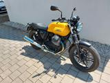 Moto Guzzi V7 II - MOTO GUZZI MOTORRAD V7