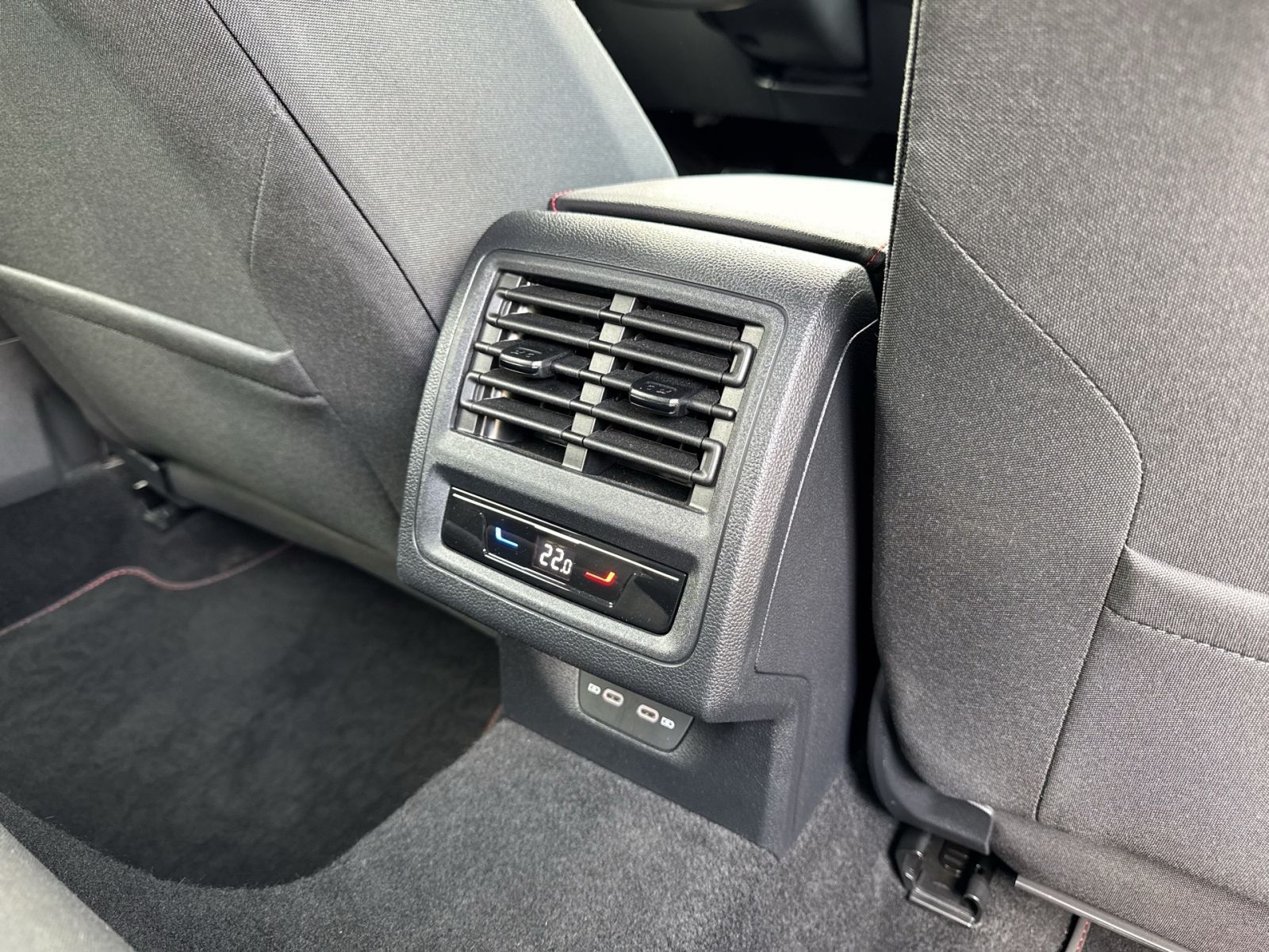 Volkswagen Golf - Bild 20
