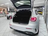 Mercedes-Benz A 200 AMG Line Navi,Pano-SD,Parkassi+Kamera,SHZ - mit Diesel-Antrieb: Limousine