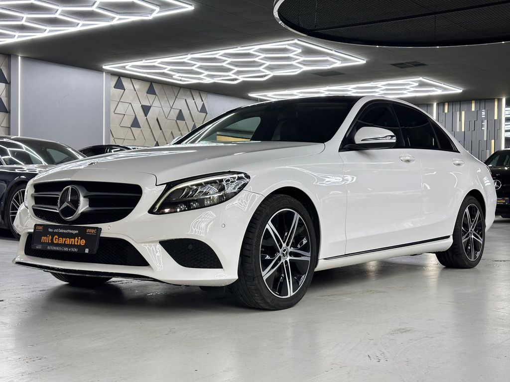 Image of Mercedes-Benz C 200