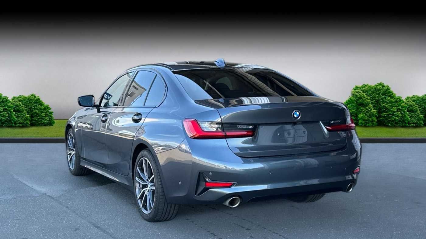 Fahrzeugabbildung BMW 320i Aut. Sport Line