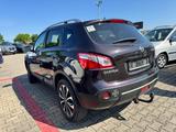 Nissan Qashqai 1.6 dCi I-Way 4x2 360° Navi Panorama AHK - Nissan mit Diesel-Antrieb: Geländewagen