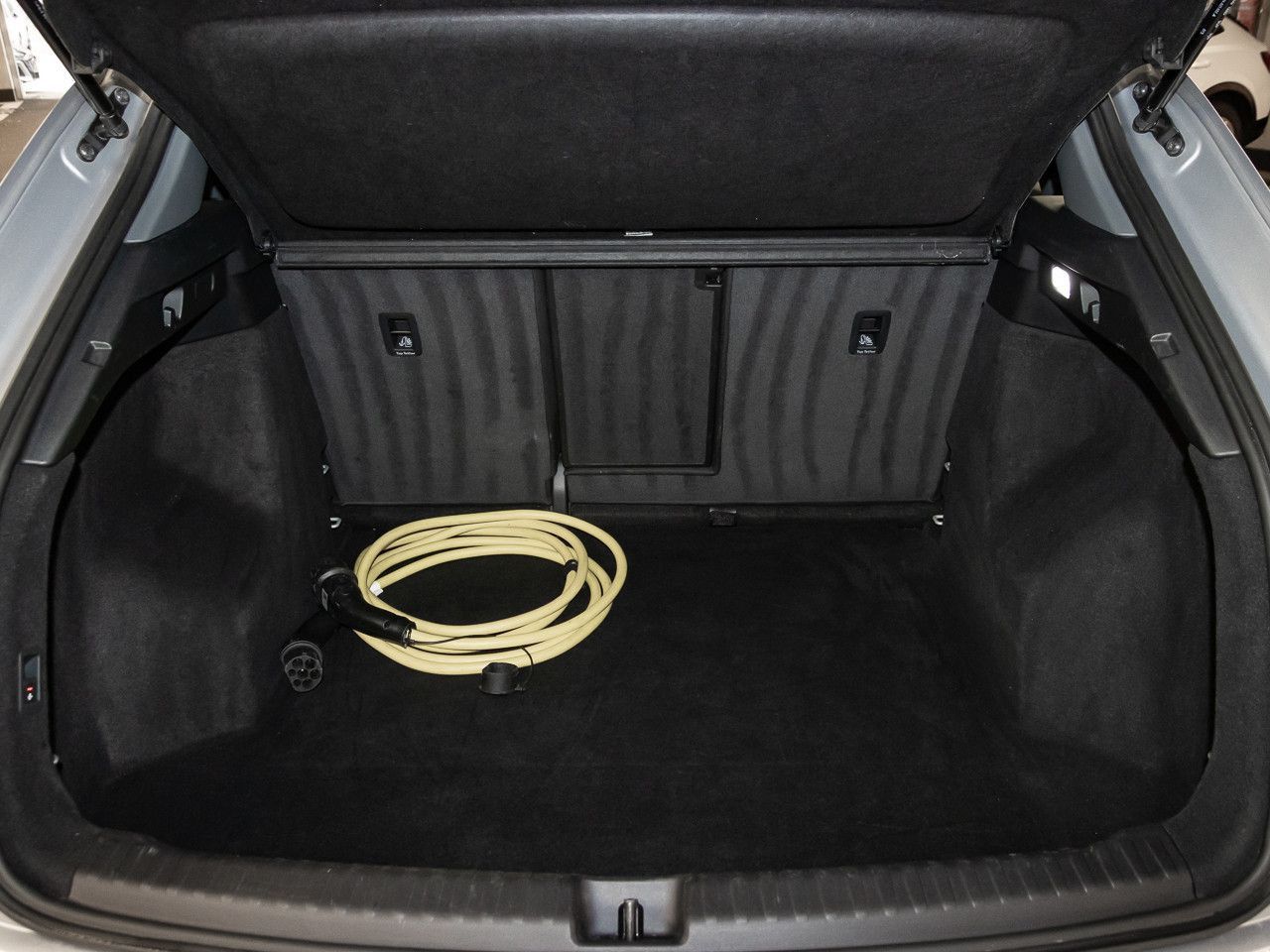 Audi Q4 45 e-tron quattro Standklima Pano AHK 19'' foto 7