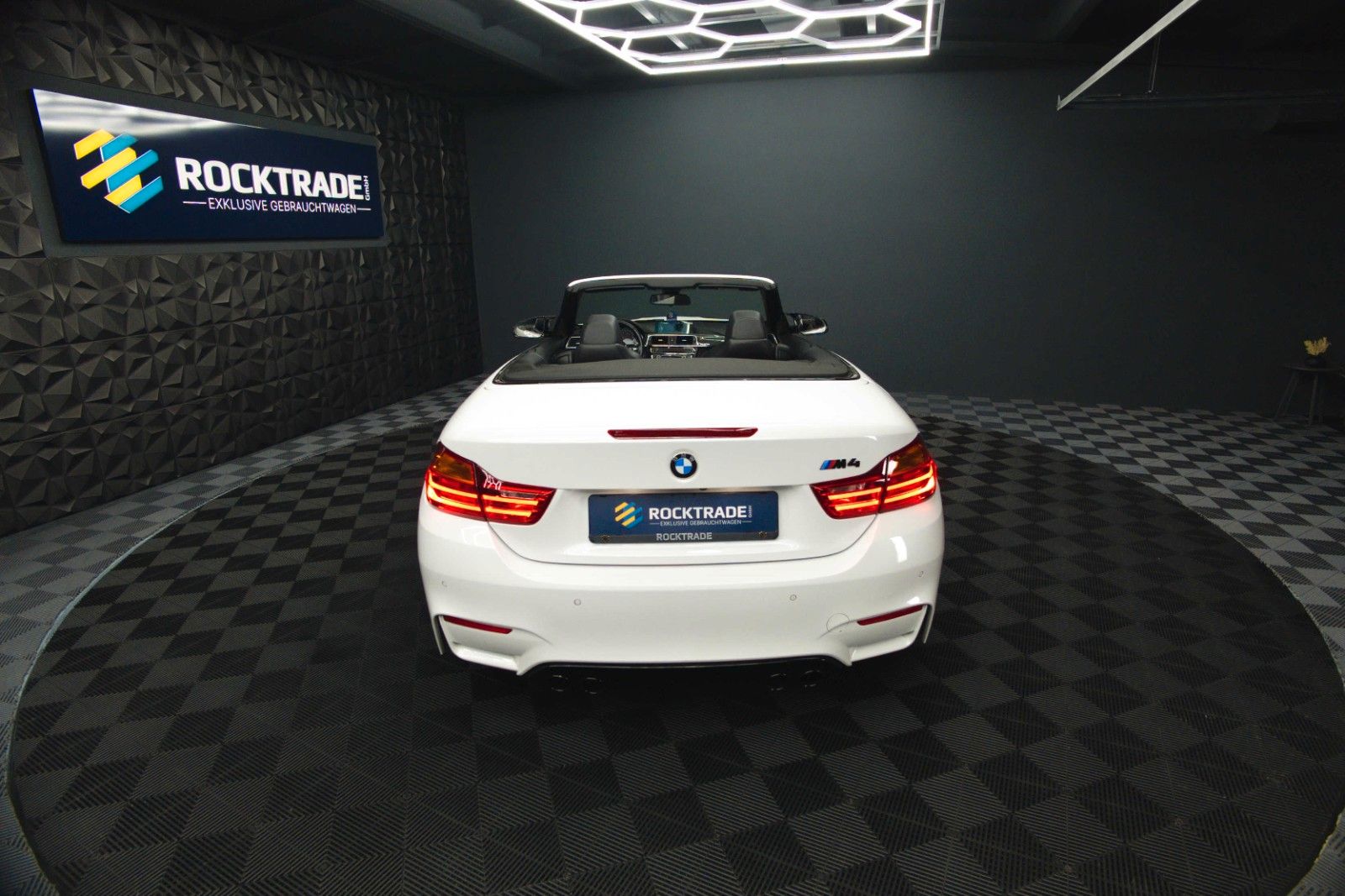Fahrzeugabbildung BMW M4 Cabrio Performance Carbon 533PS Stage 2