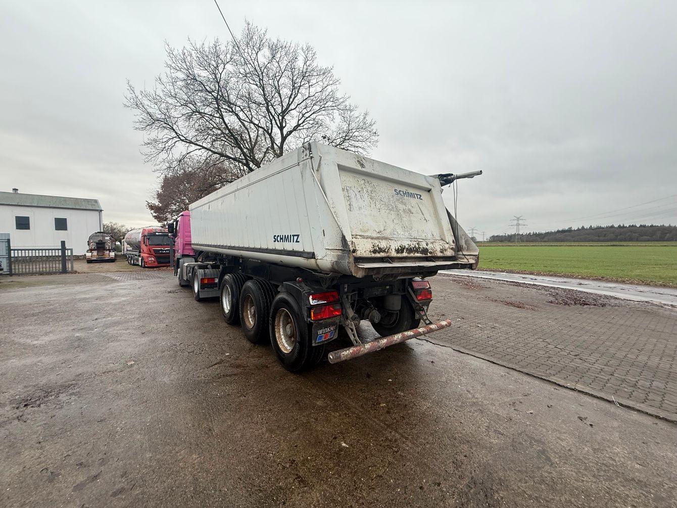 Schmitz Cargobull SKI 24