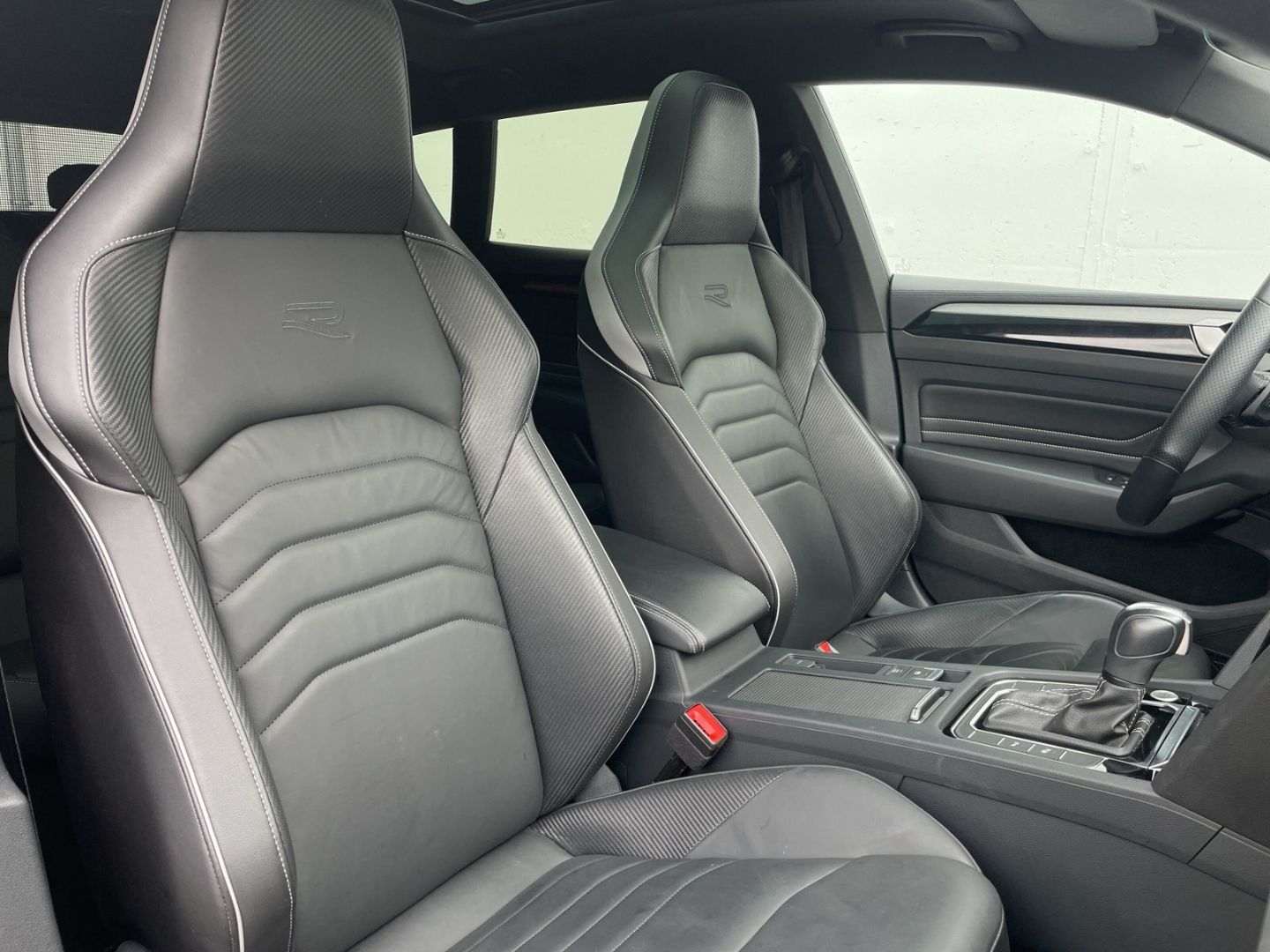 Arteon Shooting Brake 2.0TDI R-Line 4Motion Pano