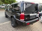 Jeep Commander 3.0 V6 CRD Overland top gepflegt - Jeep aus 2007