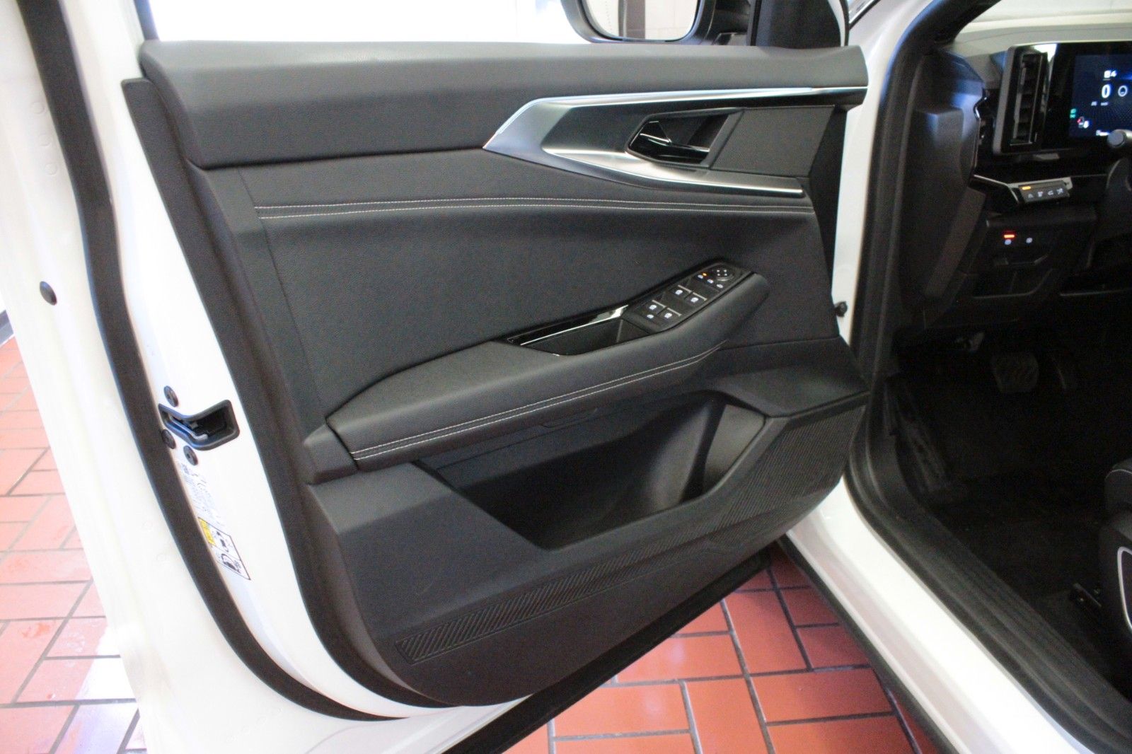 Fahrzeugabbildung Renault Austral Mild Hybrid 160 Techno Automatik*15123*