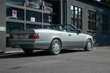 Mercedes-Benz E 320 Cabrio  - Mercedes-Benz 320: 320e