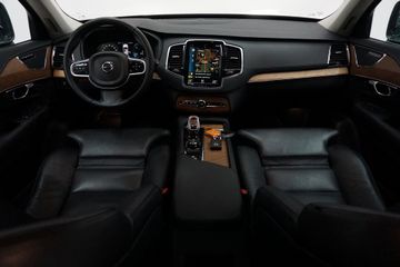 Volvo XC90 - 7