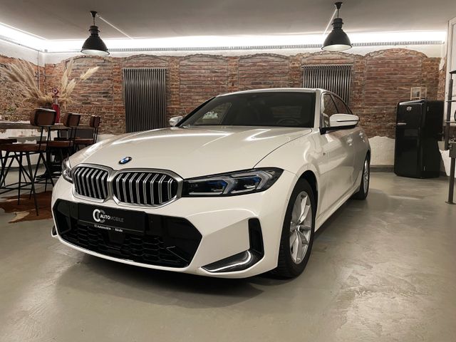 BMW 320iA xDrive M Sport ACC AHK HuD Schiebedach LED