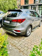 Hyundai SANTA FE Premium 4WD Autom,Leder,Pano,Sthz,Xenon - gebrauchte Hyundai SANTA FE aus dem Jahr 2016