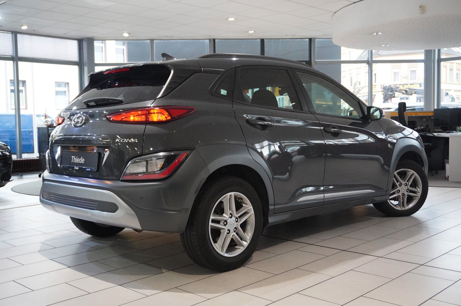 Fahrzeugabbildung Hyundai Kona 1.0 T-GDI STYLE DCT NAVI/LED/KAMERA/VIRTU.