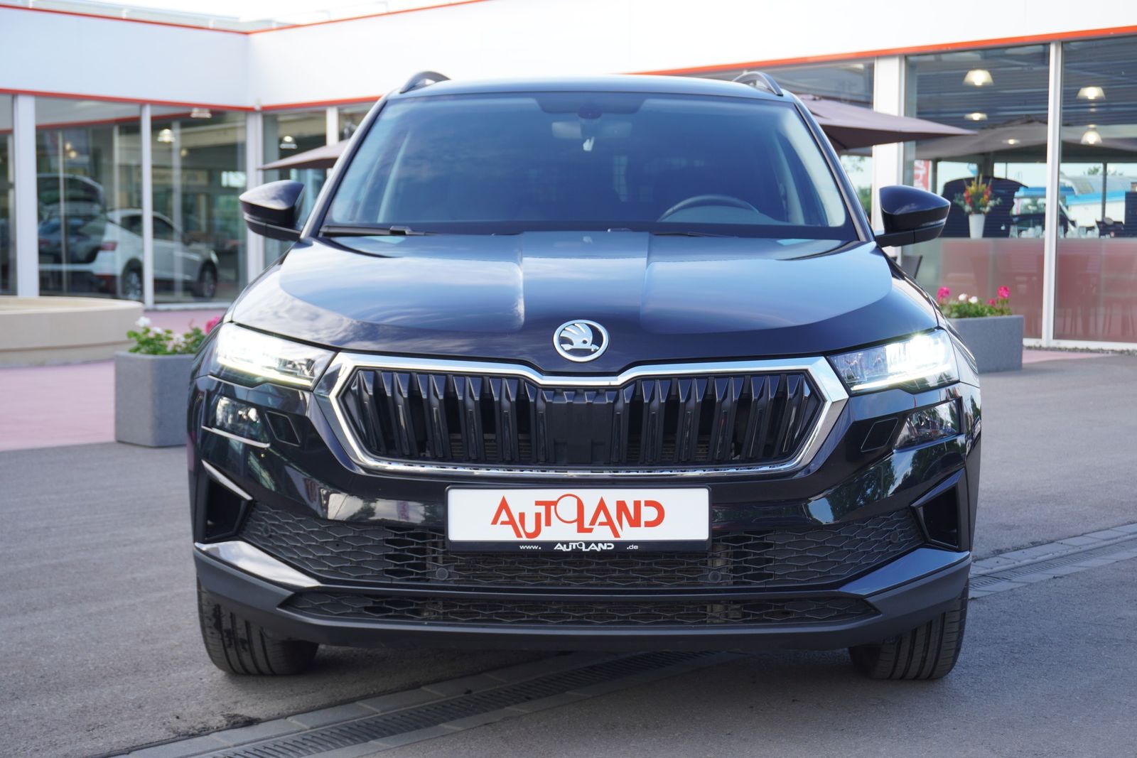 Skoda Karoq 1.5 TSI Selection LED AHK SmartLink Kamera imagem 2