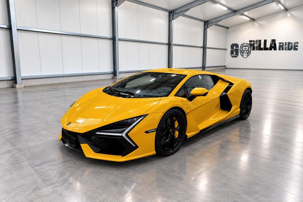 Image of Lamborghini Revuelto