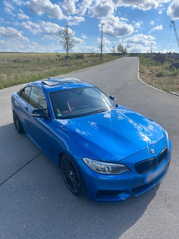 BMW M235i
