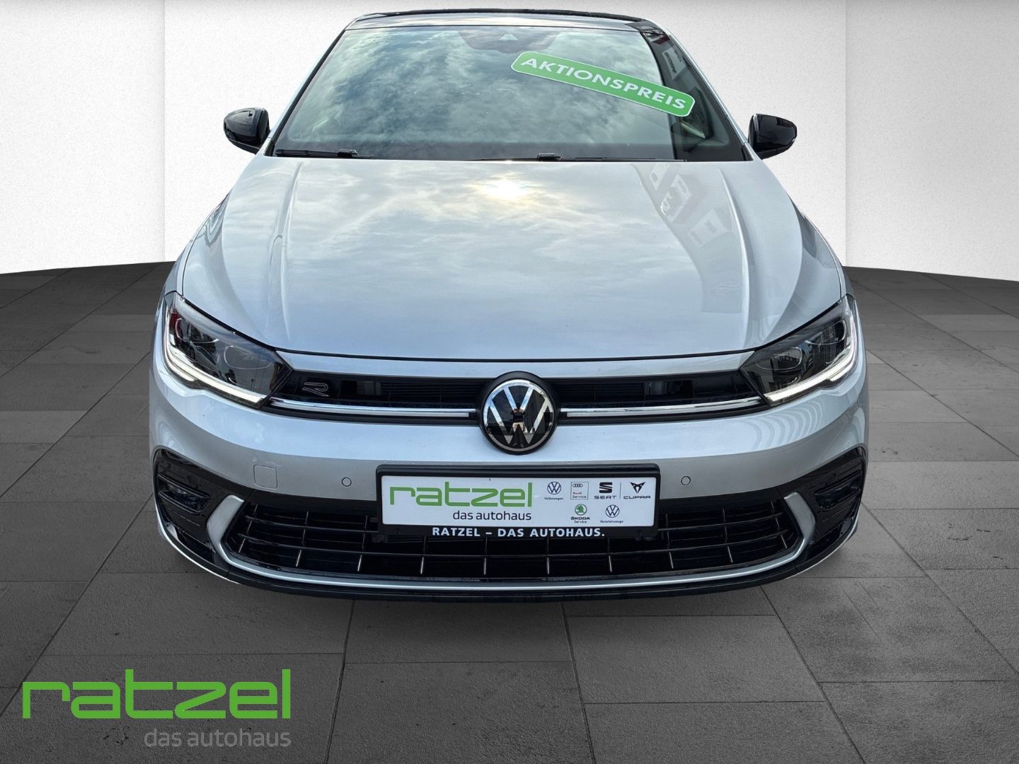 Fahrzeugabbildung Volkswagen Polo R-Line 1.0 TSI DSG IQ.Drive+ACC+LED+PDC