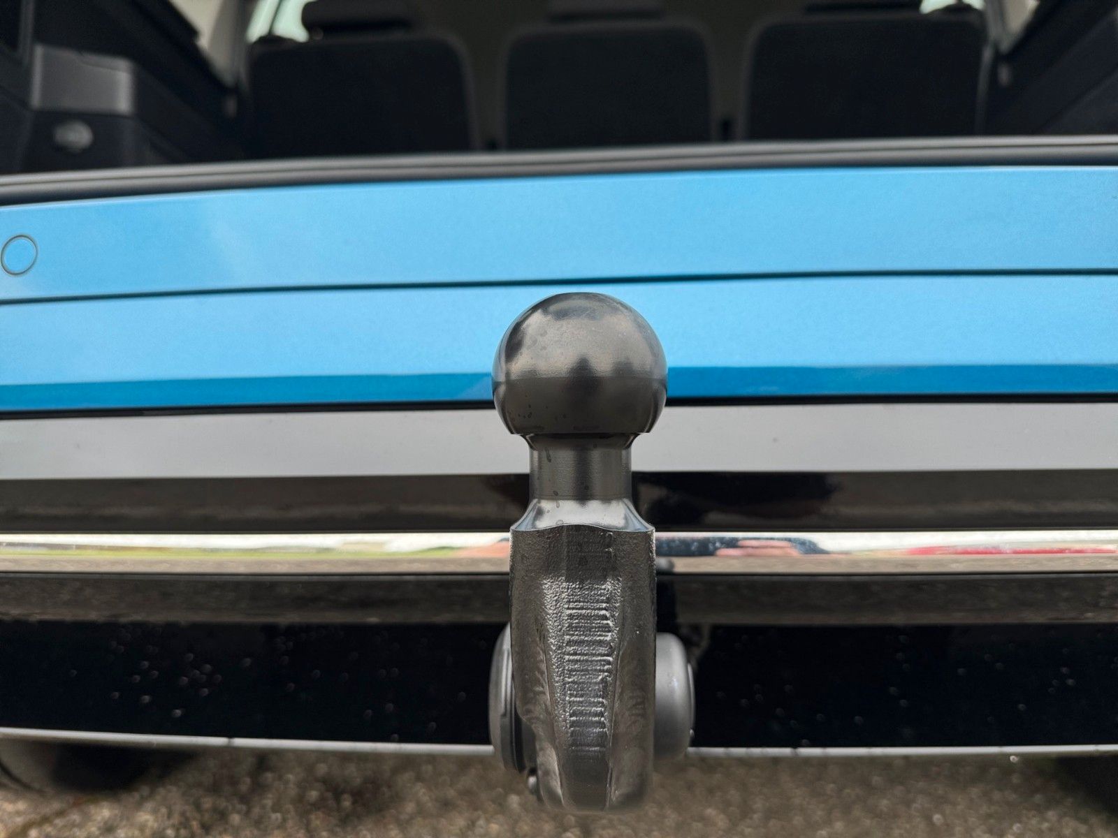 Fahrzeugabbildung Volkswagen Touran 1.5TSI Comfortline R-Line BMT/Start-Stopp