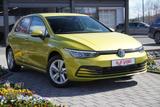 Volkswagen Golf VIII 1.5 Klimaaut. LED Navi PDC ACC USB - : Gelb, Beheizbares Lenkrad