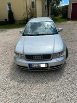 Audi S4 B5 - Audi A4 aus 1999: Kombi
