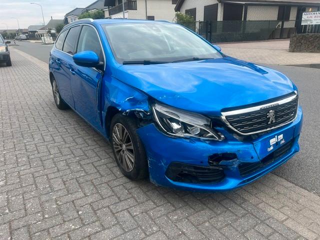Peugeot 308 SW Allure * start und fahrt *