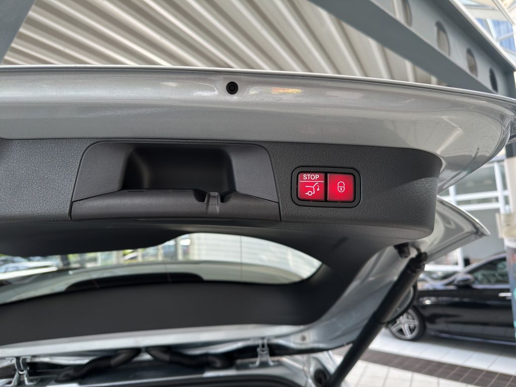 Fahrzeugabbildung Mercedes-Benz GLB 200 d AMG*NIGHT*DISTR*KEYL*KAMERA*ALARM