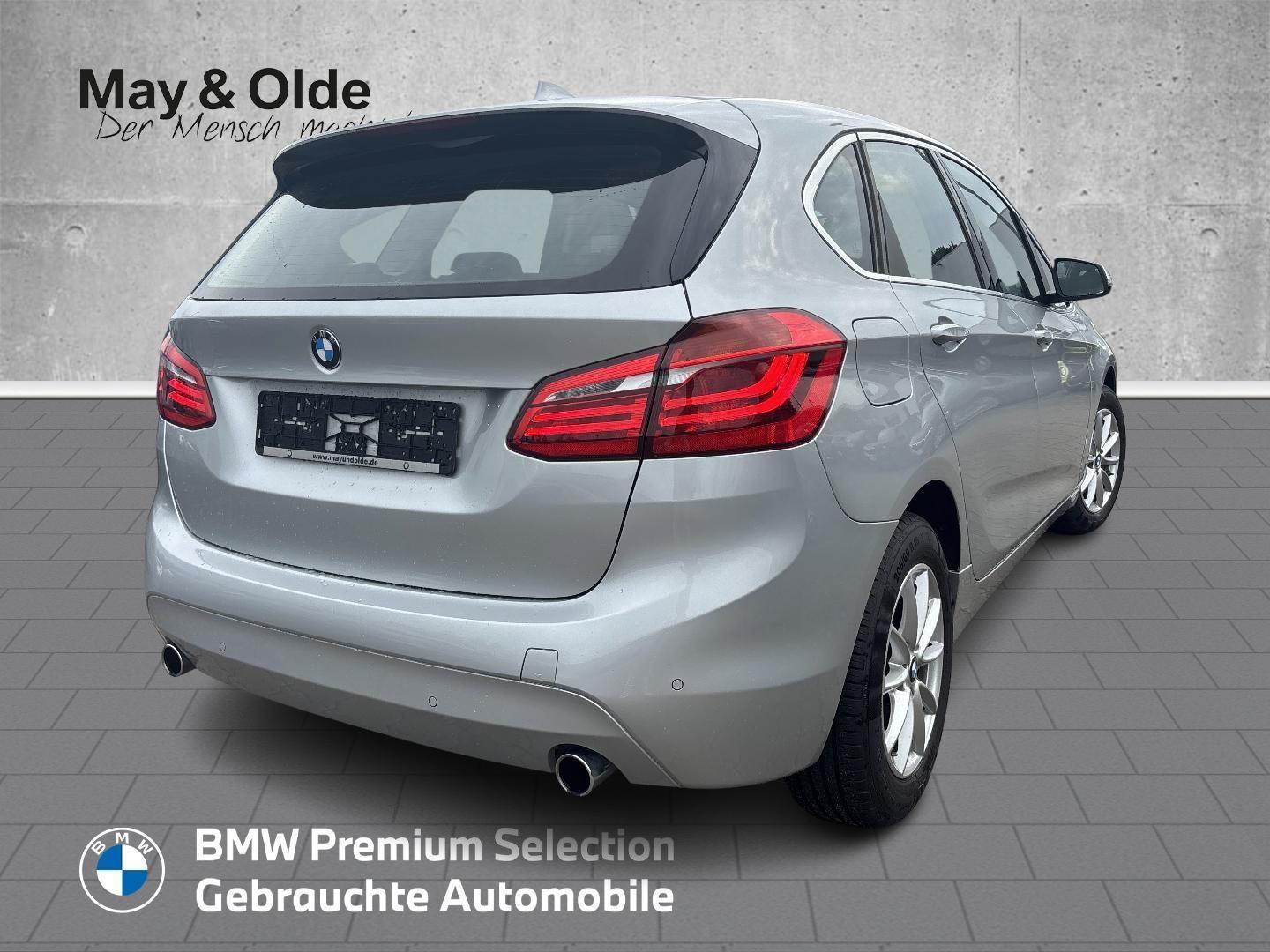 BMW 220 Active Tourer i Advantage LED Navi PDC MFL