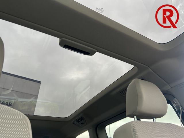 T7 Multivan 2.0 TSI SHZ PDC LED Glasdach Keyless