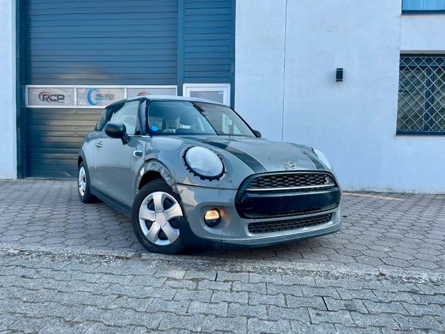 MINI ONE Mini 3-trg. nur 68tkm / Mod. 2017 / Unfall !