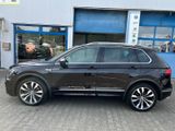 Volkswagen Tiguan *3XR-Line*4Motion*AHK*LED* - Volkswagen Tiguan: Leder