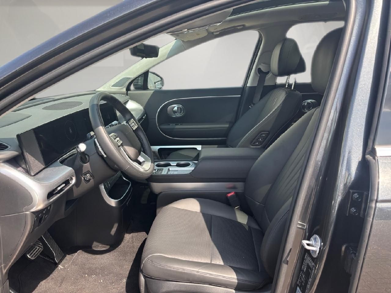 Fahrzeugabbildung Hyundai IONIQ 9 UNIQ 4WD