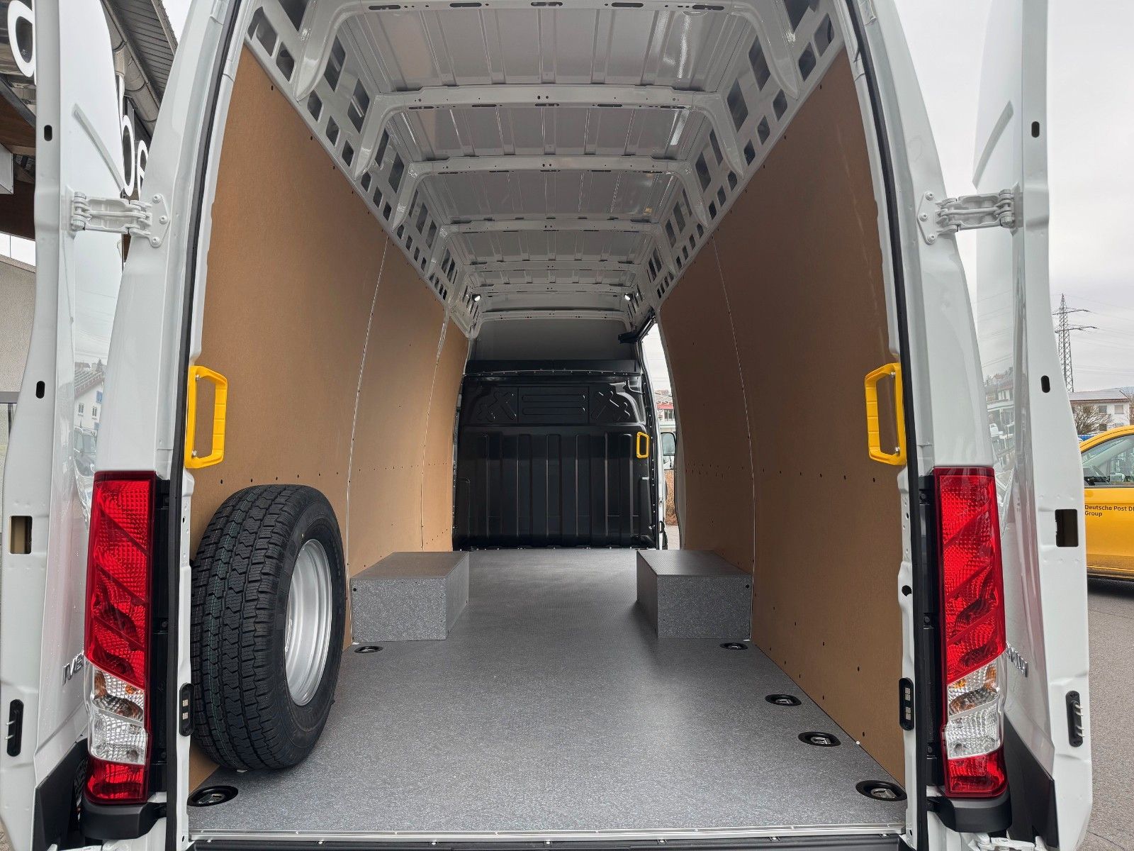 Fahrzeugabbildung Iveco Daily 70C21 3.0L