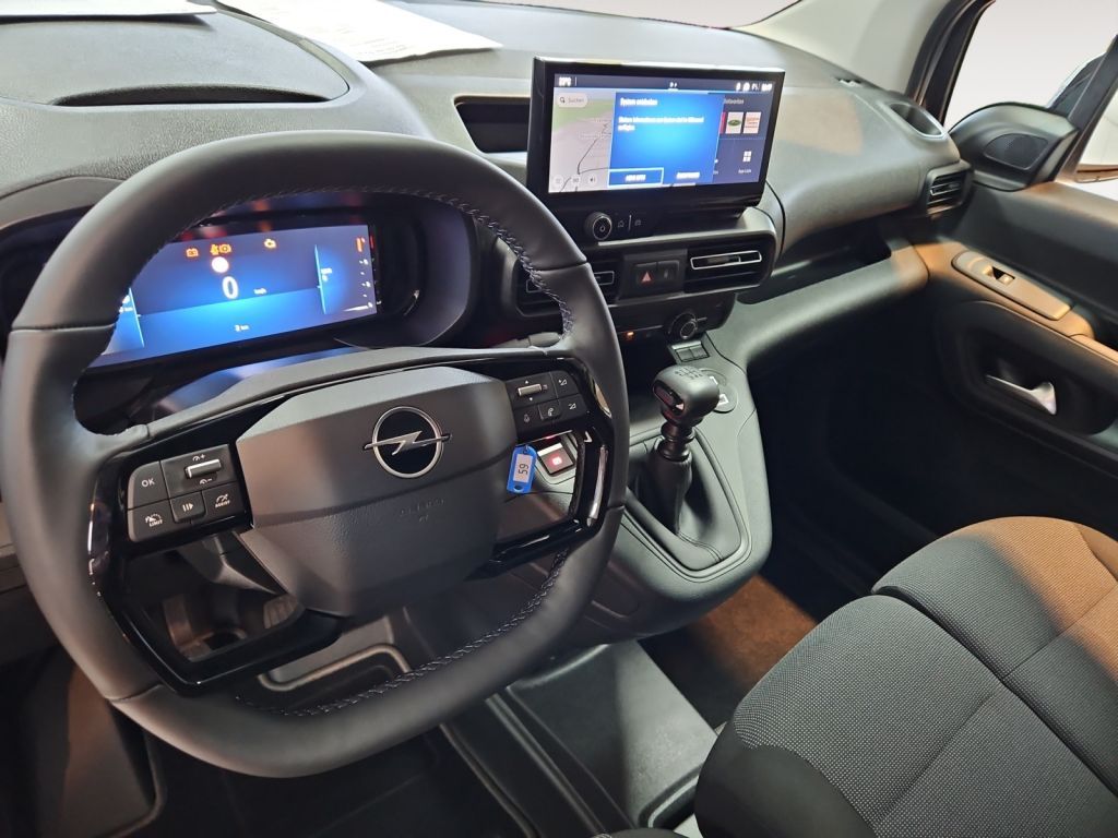 Fahrzeugabbildung Opel Combo Cargo 1.5 D Holzb. Shz., RFK, Navi