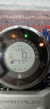 Husqvarna Svartpilen 401 - Offers matching your search criteria