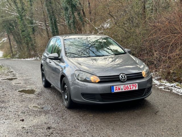 Volkswagen Golf VI 1.6TDI KLIMA SHZ PDC EURO5 5trg