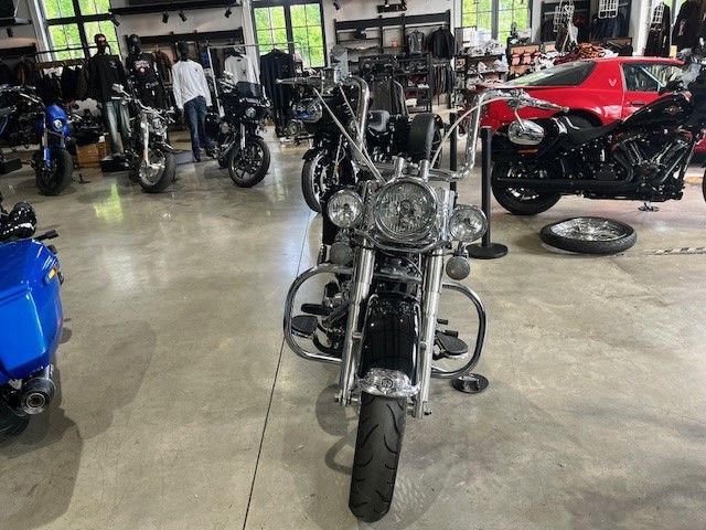Fahrzeugabbildung Harley-Davidson FLSTC Heritage Custom Umbau KessTech