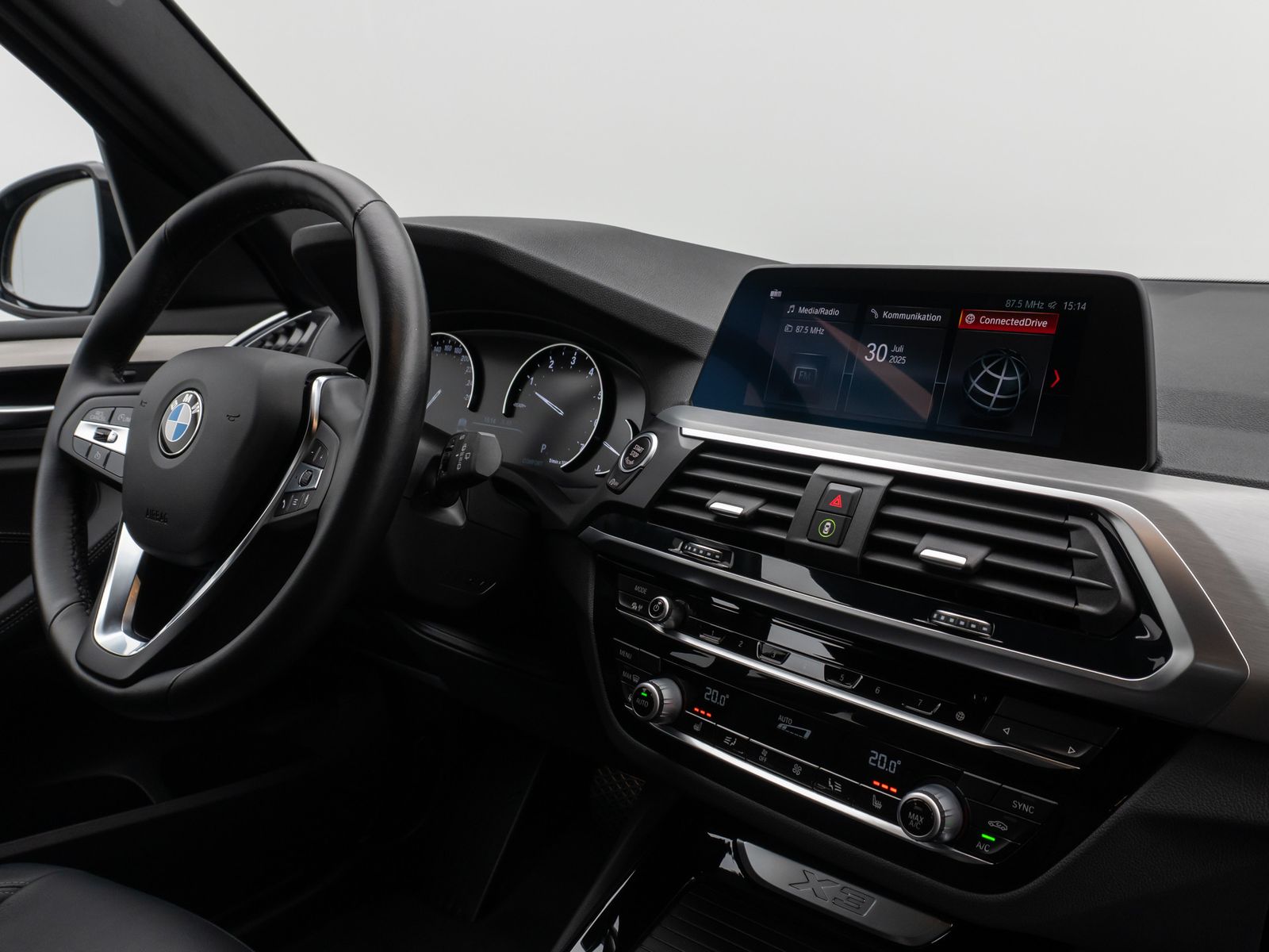 Fahrzeugabbildung BMW X3 xD20i ADVANTAGE DAB GeschwindigReg PDC Leder