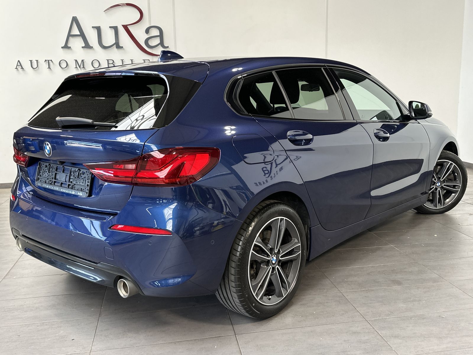Fahrzeugabbildung BMW 120d xDrive Sport-Line NAV+LED+ACC+HEAD-UP+KAMER